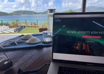 Laptop Inventia, Necker Island